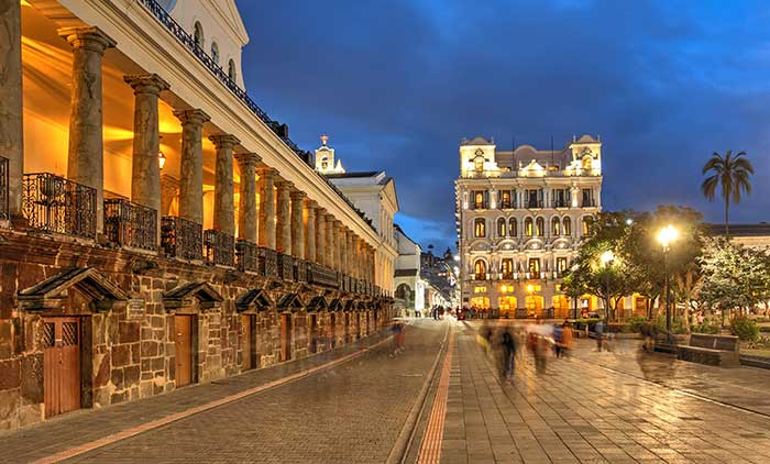 Plaza de la Independencia
                        
                        