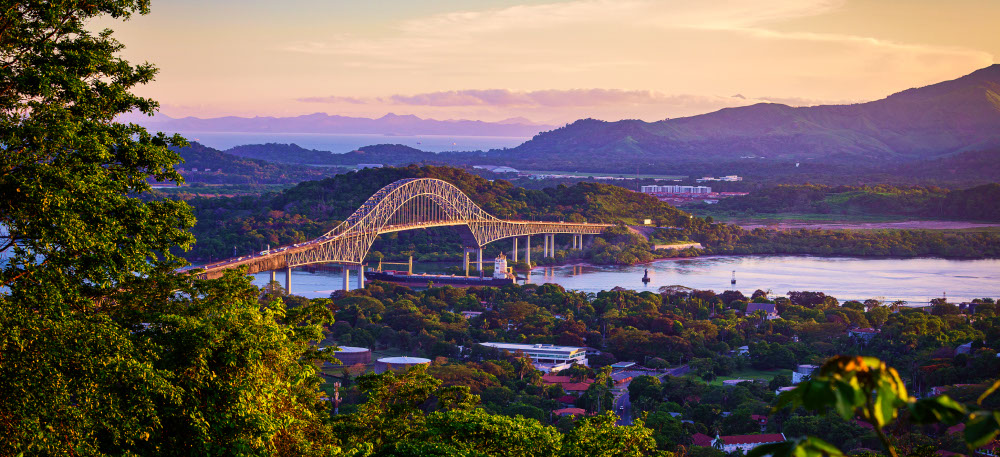 Descubra Panamá con Copa Airlines - imagen del Canal de Panamá